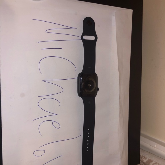 Apple Watch series 4 - Picture 7 of 8